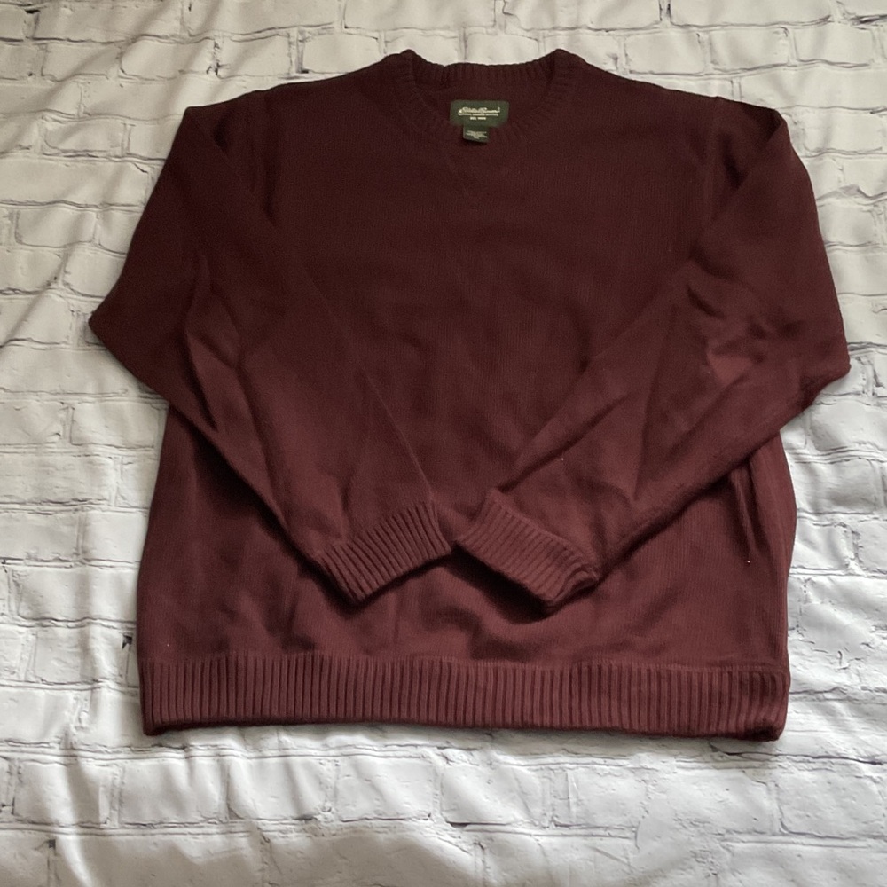 Like New Eddie Bauer Men's Deep Burgundy Crewneck Sweater